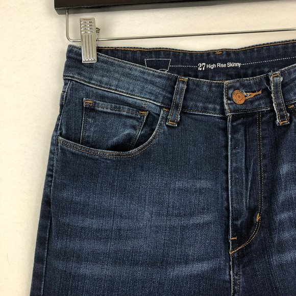 Levi's Women's Size 27 x 32 High Rise Ombre Blue Stretch Skinny Jeans Denim - Picture 15 of 15